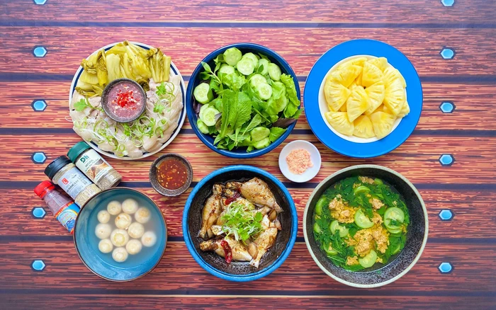 Canh Cua Mồng Tơi